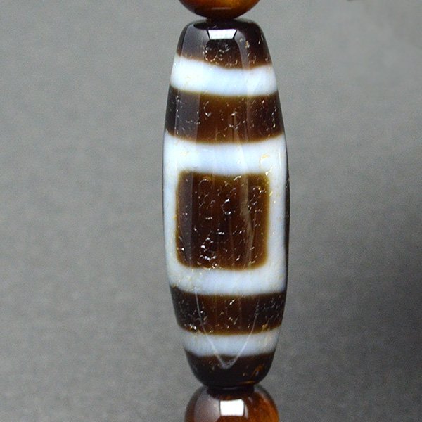 天地天珠・タイガーアイ(虎目石) - 12mm玉、サイズ17cm | 天然石