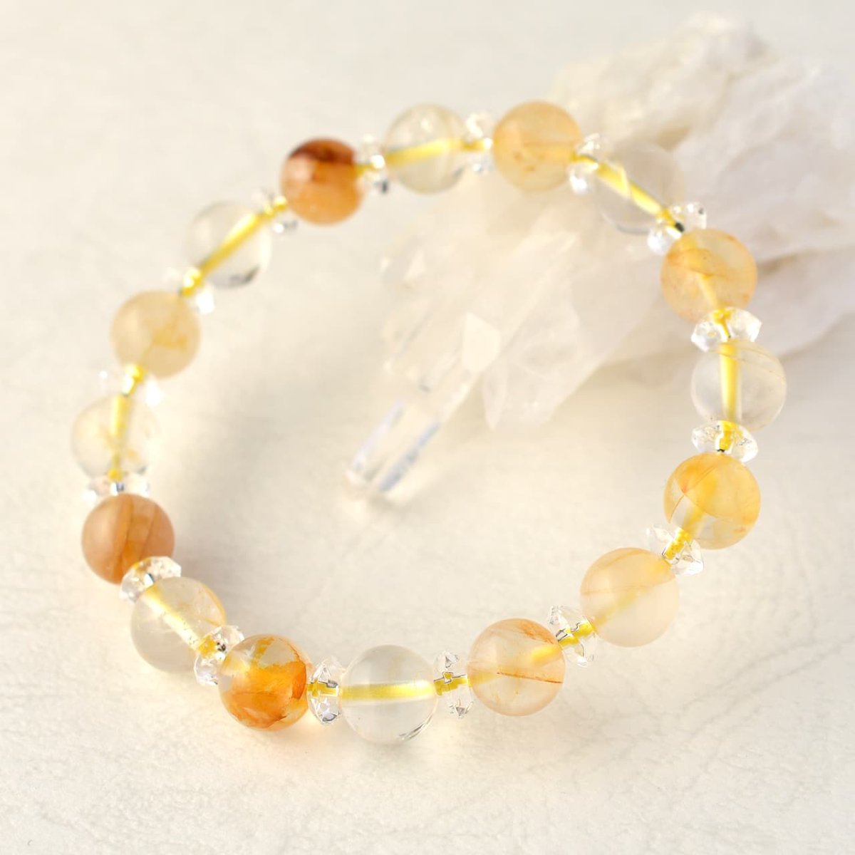画像8: ヘマタイト・ライモナイトインクォーツ(イエローカラー)、カット水晶 - 8mm玉、サイズ15cm (8)