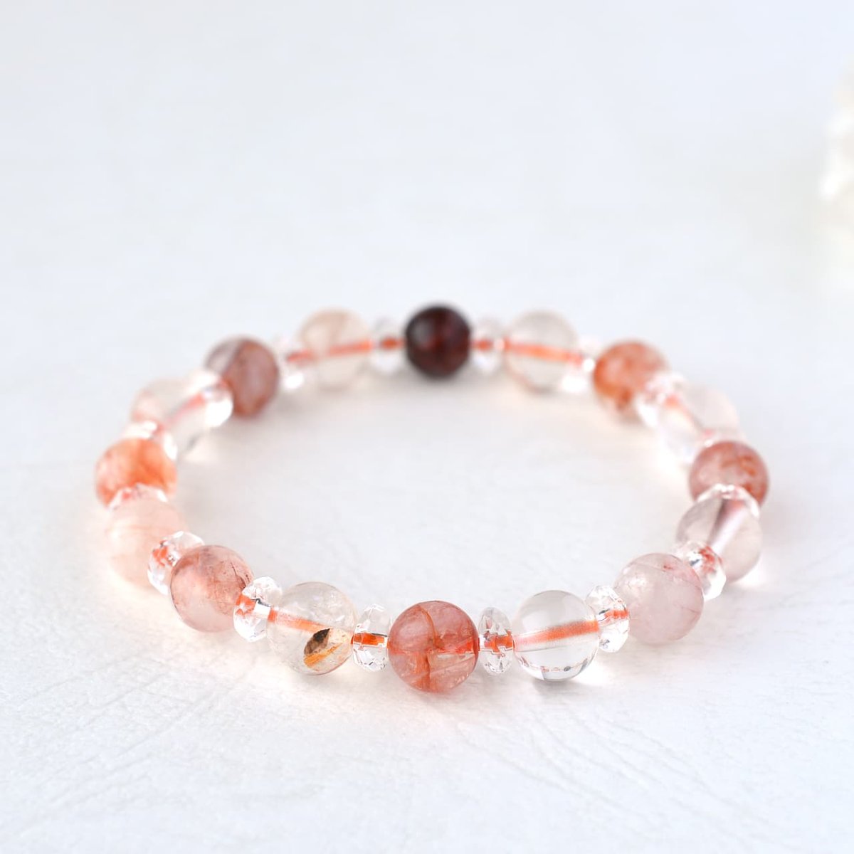 画像7: ヘマタイト・ライモナイトインクォーツ(レッドカラー)、カット水晶 - 8mm玉、サイズ15cm (7)