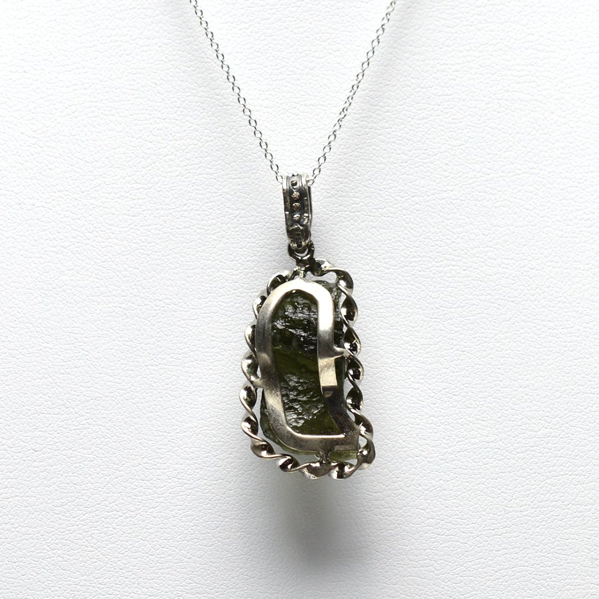 画像5: モルダバイト - 約8g、シルバー925あずきチェーン45cm【ケース付】 (5)