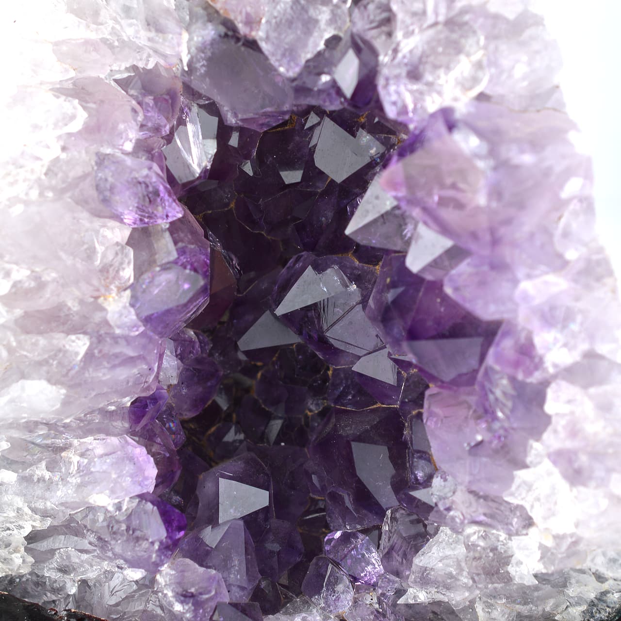 アメジスト(紫水晶)クラスター - 約495g【台座付】 | 天然石置物類のご 